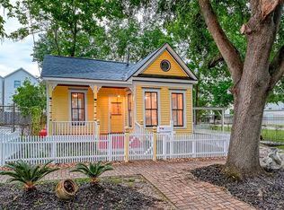 2009 State St, Houston, TX 77007