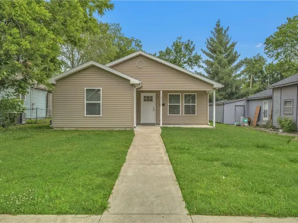 203 E Adams St, Pittsburg, KS 66762