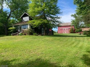 56 Grouser Rd, Somerset, NJ 08873