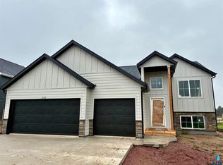 2128 E Alexa St, Brandon, SD 57005