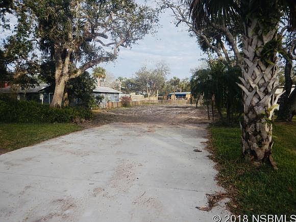 2nd image of 209 Canova Dr
