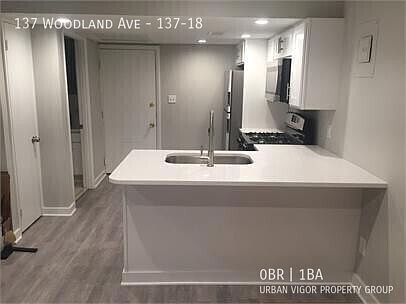 4th image of 137 Woodland Ave APT 18
