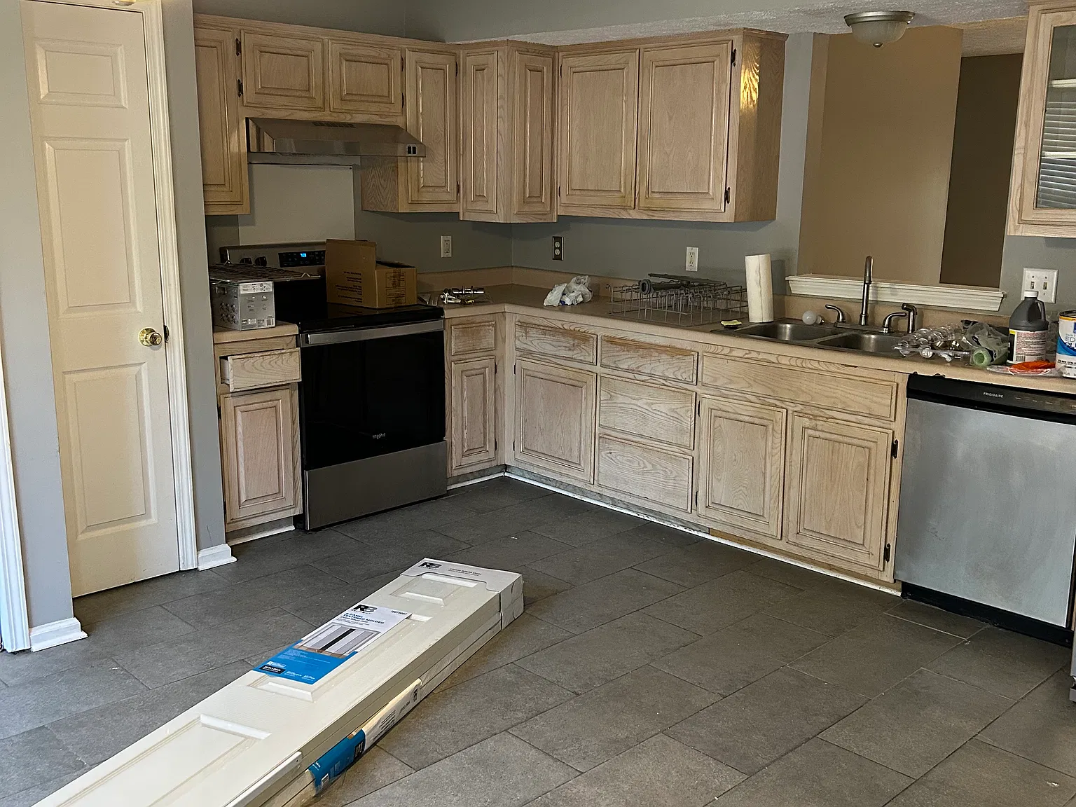 3 bed, 2.5 bath, 1452 sqft, $2,000 — Photo 3