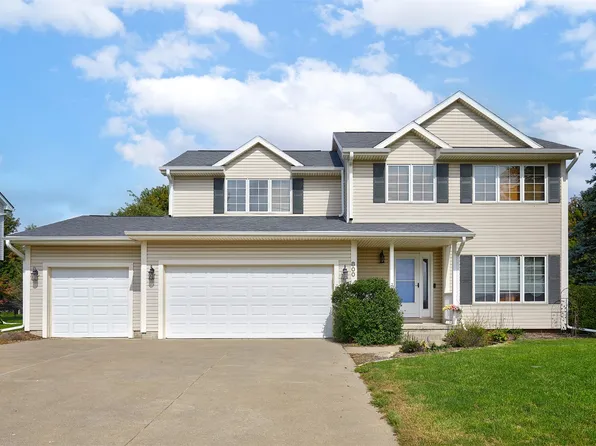 800 Spruce St, Waukee, IA 50263
