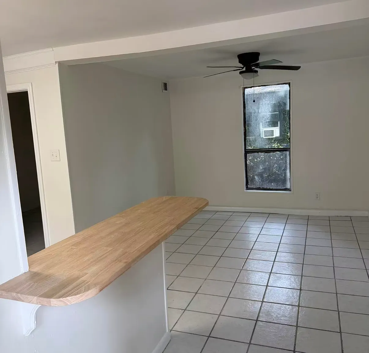 1 bed, 800 sqft, $895 — Photo 2