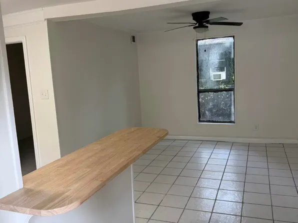 2104 Clearmont St #A, Mobile, AL 36606
