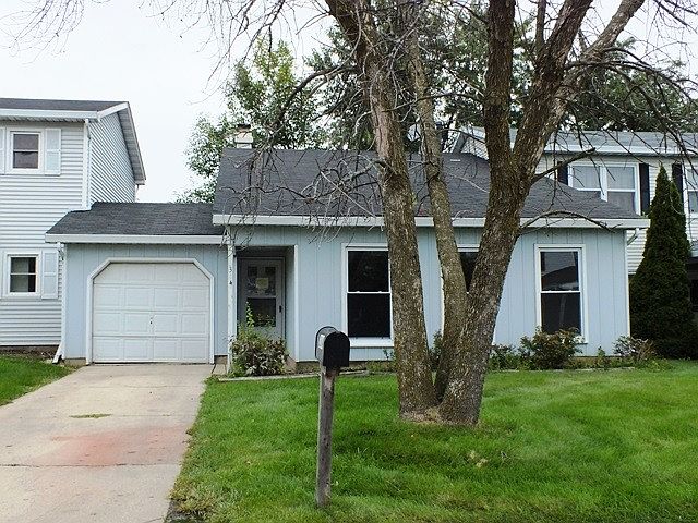 1st image of 384 Hilton Dr
