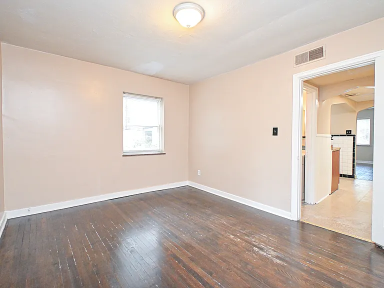 3042 Percy Ave #2 — Photo 16