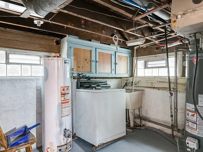 53 Bickford Ave — Photo 39