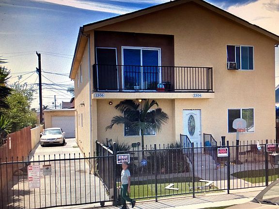 2nd image of 1304 W 91st St