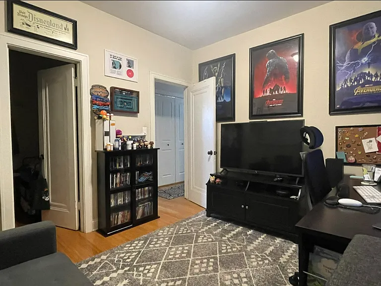 650 W Wellington Ave — Photo 23