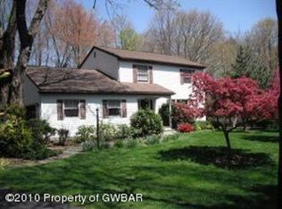 25 Aspen Dr, Dallas, PA 18612