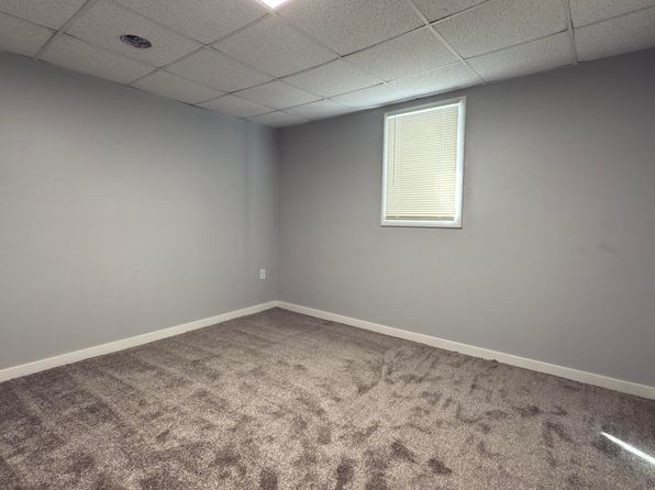 104 5th Ave S, Wahpeton, ND 58075