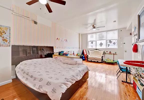 2nd image of 6726 13th Ave