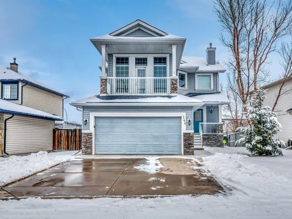 144 W Springmere Close, Chestermere, AB T1X 1J9