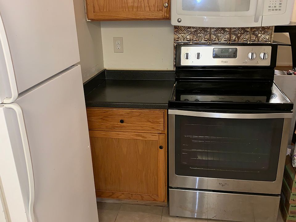 2nd image of 8862 Chesapeake Blvd #B