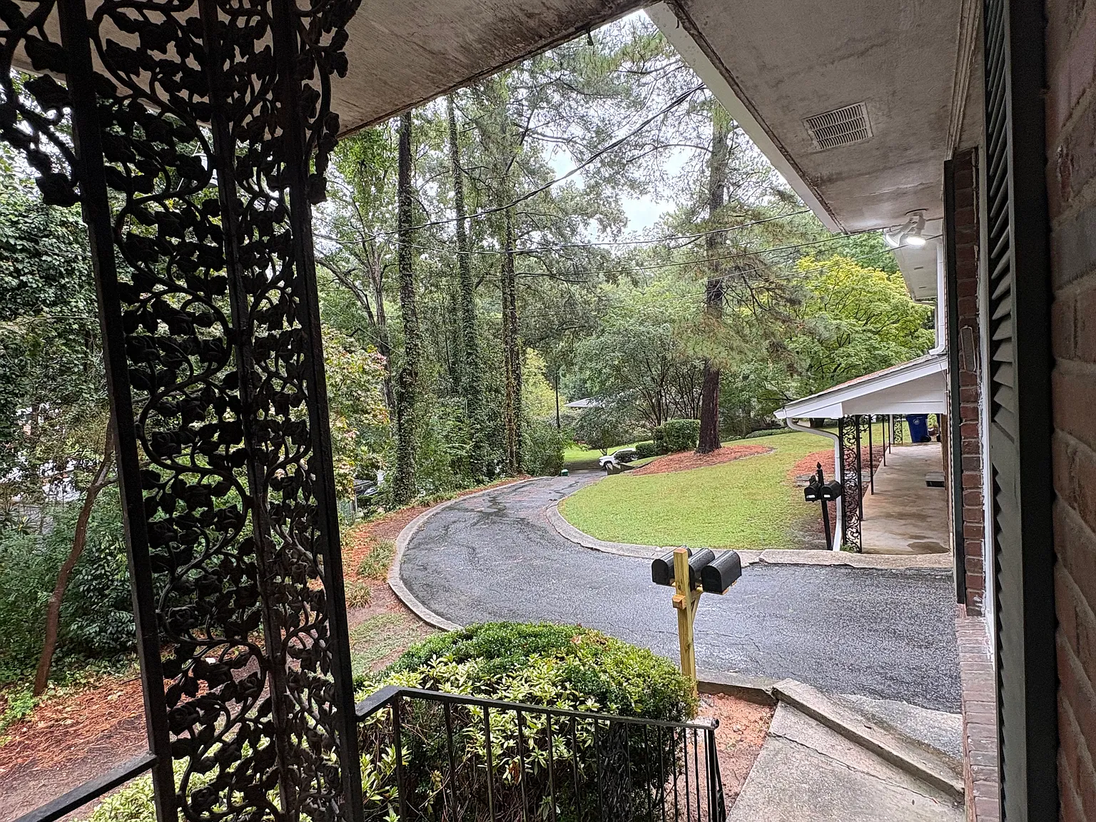 2 bed, 700 sqft, $2,000 — Photo 1