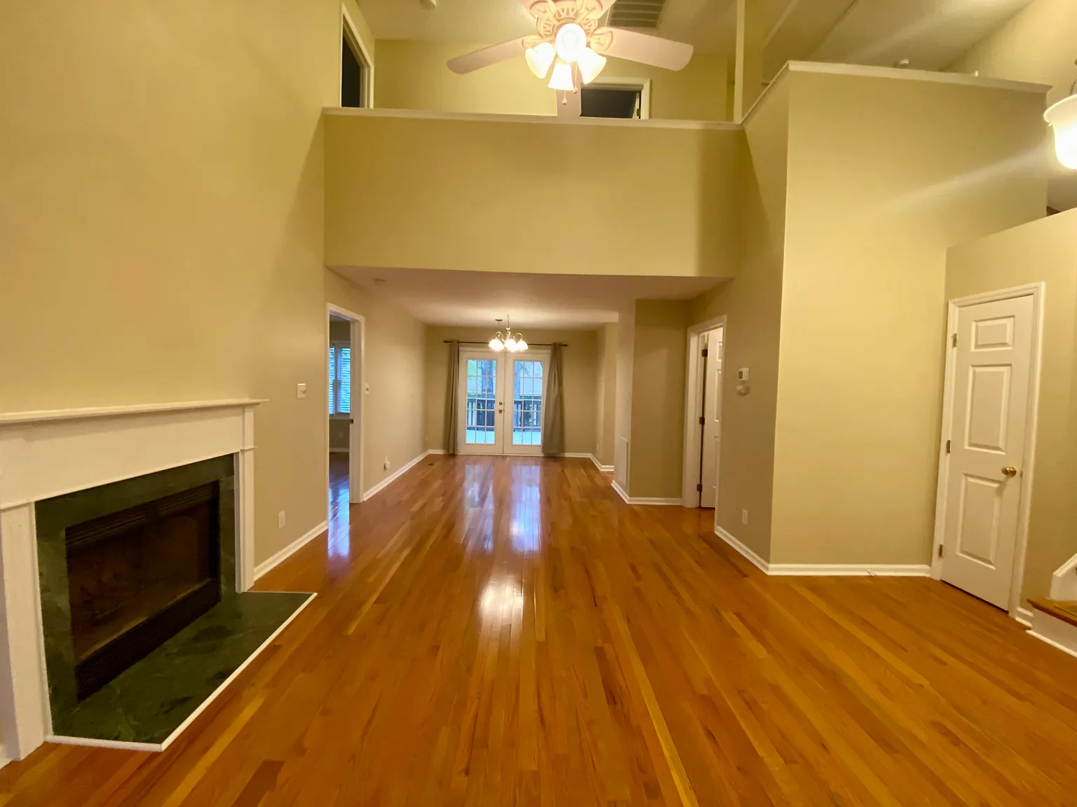 4 bed, 2.5 bath, 1533 sqft, $2,250 — Photo 4