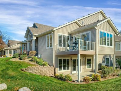 994 Stratford Ln W, Burnsville, MN, 55337