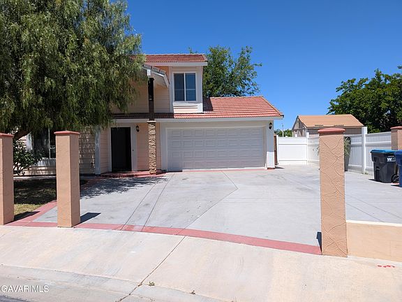 2nd image of 239 Katherine Ct