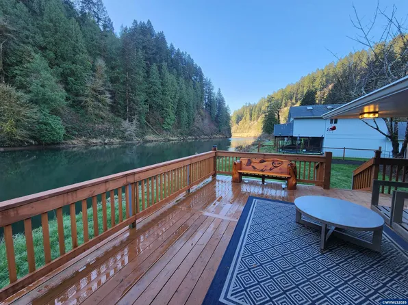 46 E Little Albany Loop, Tidewater, OR 97390