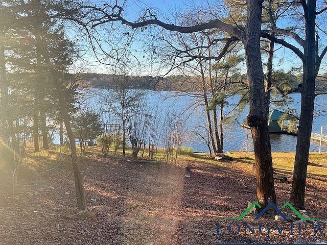1st image of 1709 E Lake Dr