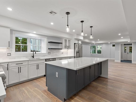 3rd image of 424 Newtonville Ave #B