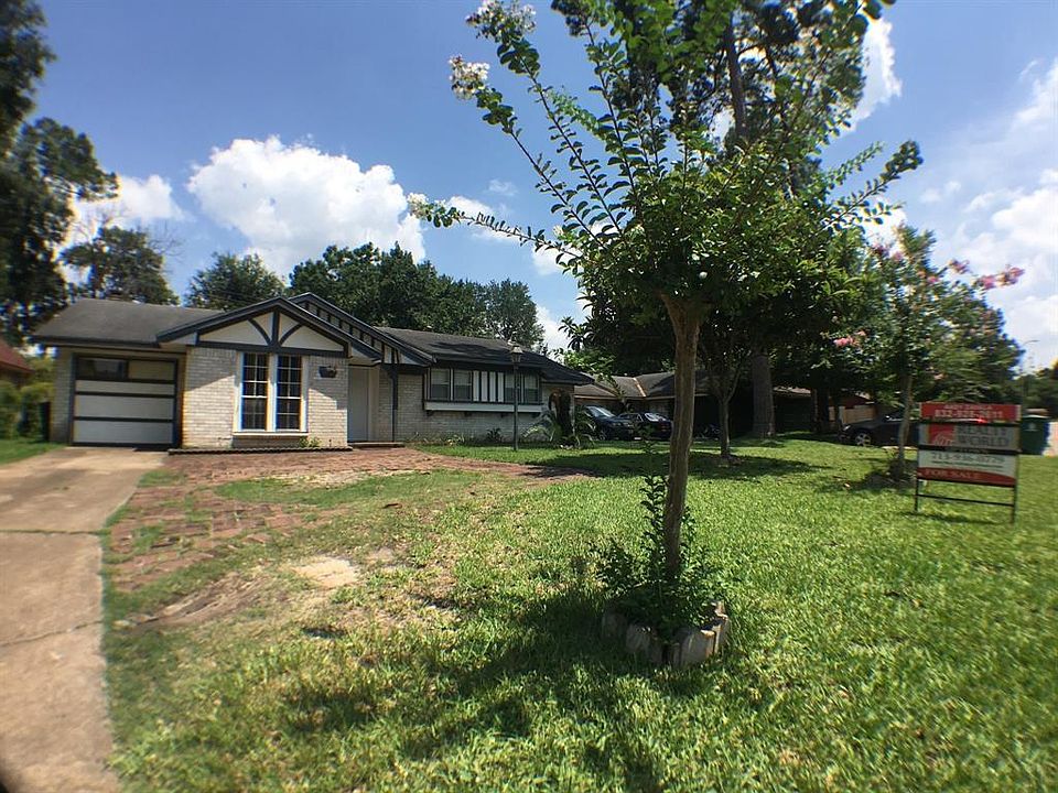1st image of 9310 Vanwood St