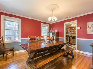 3 Mount Pleasant Pl, West Orange, NJ 07052