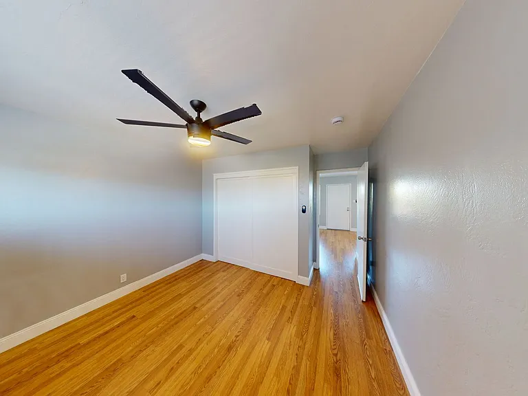 845 Macarthur Blvd — Photo 13