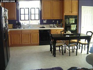 2nd image of 604 Coconut Ct