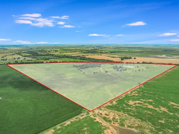 16421 S State Highway 95, Coupland, TX 78615