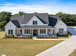 10260 Oakwood Dr, Edmond, OK 73025