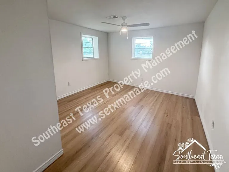 908 Stilwell Blvd — Photo 10