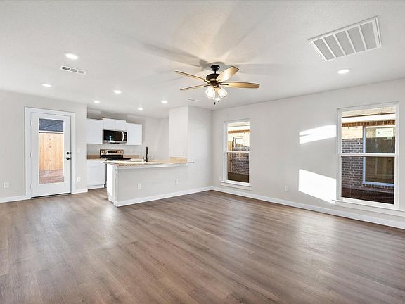 3rd image of 2308 Fairhope Ave