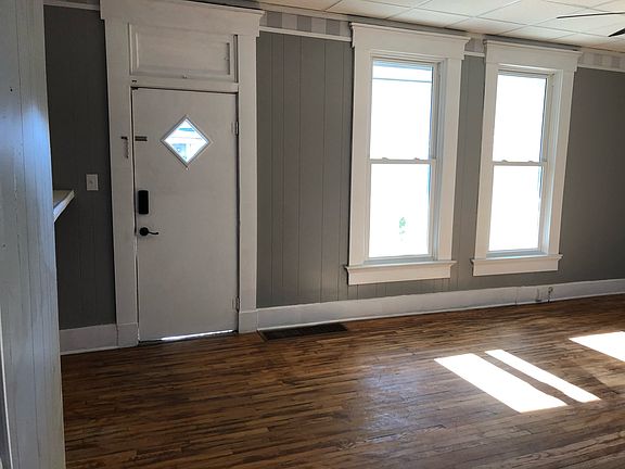 4th image of 148 W Hendricks St #148