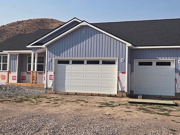 2nd image of 2338 Castle Creek Ln