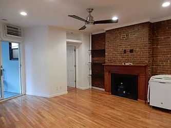 Rented by Aimee Grodanz, LREB