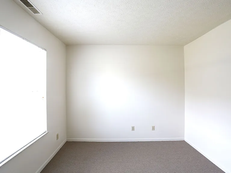 Jefferson Crossing Townhomes — Photo 15