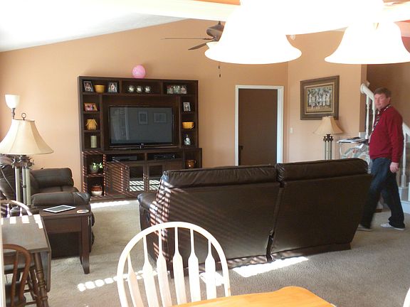 4th image of 3500 E Indian Hill Dr