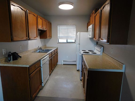4th image of 1302 Glenwood Ave