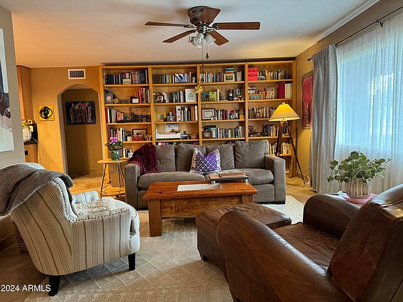 4th image of 1720 E LA DONNA Lane