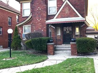 18501 San Juan Dr, Detroit, MI 48221