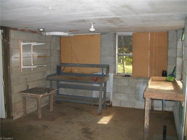 509 College St, Eden, NC 27288