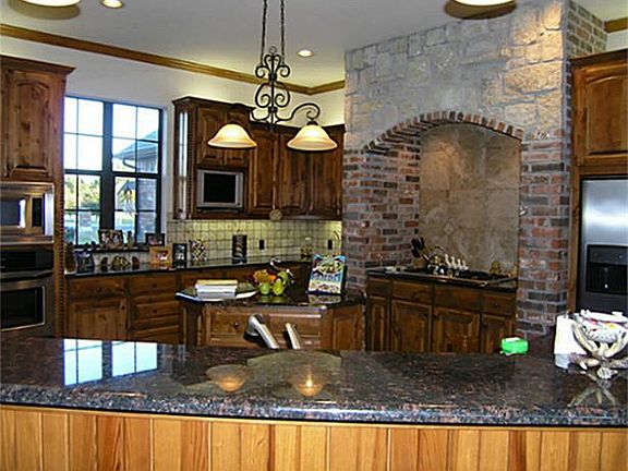 3rd image of 216 Austin Creek Ct