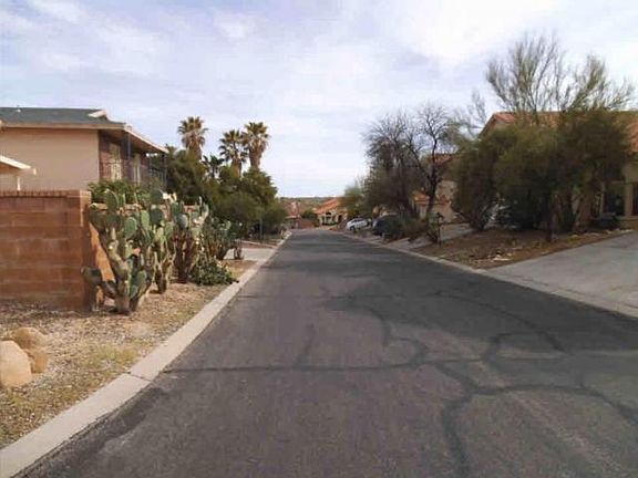 3rd image of 10271 N Hardage Ln