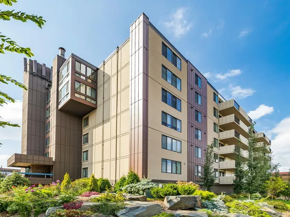 2800 W 44th St Unit 504, Minneapolis, MN 55410