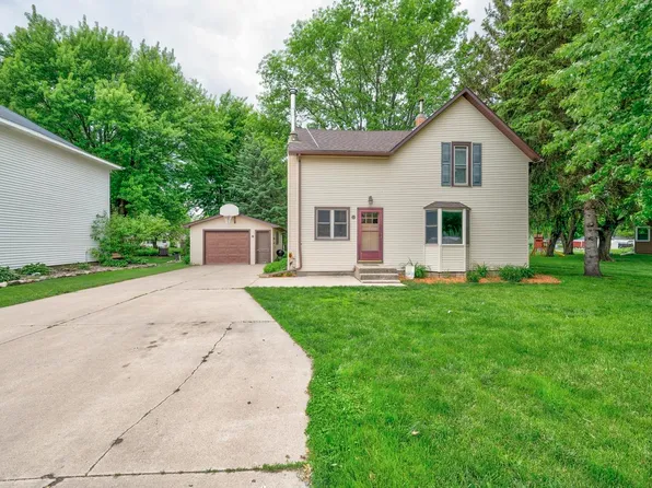 307 E 4th St, Lake Park, IA 51347