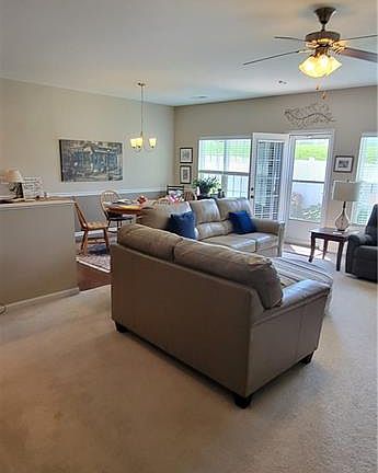 4th image of 6000 Trailshead Dr