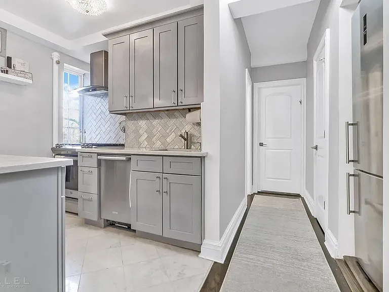 20 Continental Ave #4GG — Photo 8